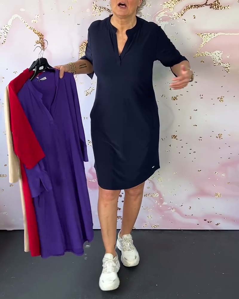 Robe avec décolleté en V unicolore