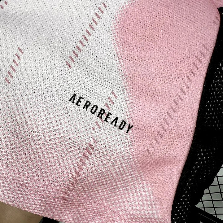 Maillot Real Madrid Concept 2024/2025